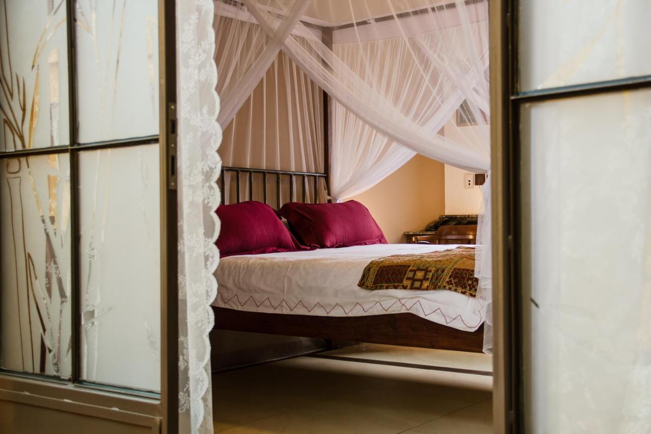 Hotel Bougainviller Kampala Ngoại thất bức ảnh