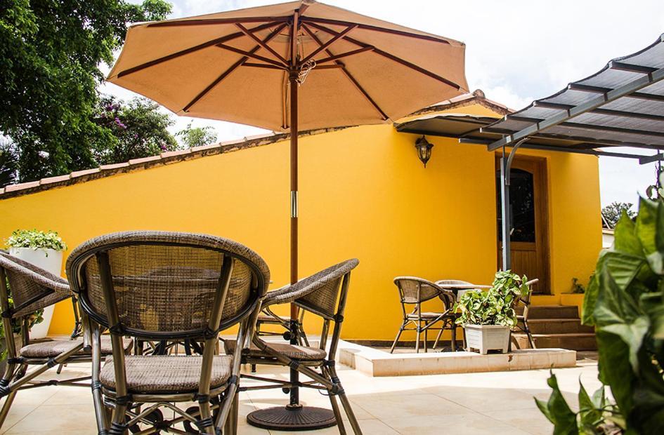Hotel Bougainviller Kampala Ngoại thất bức ảnh