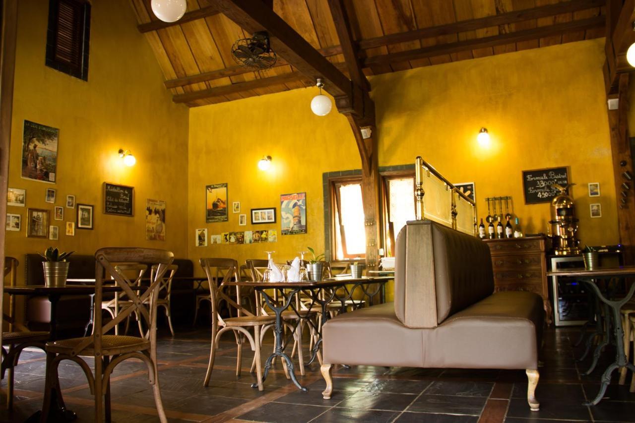 Hotel Bougainviller Kampala Ngoại thất bức ảnh