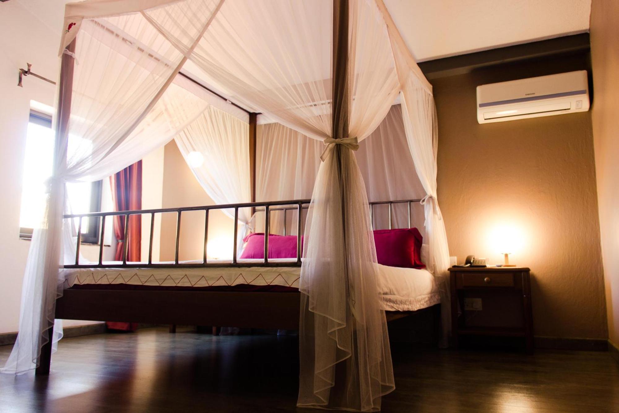 Hotel Bougainviller Kampala Ngoại thất bức ảnh